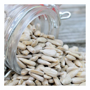 Graines de tournesol de qualité supérieure, directement de l'usine, préparées pour la livraison sur le marché de gros. - Product Image 6