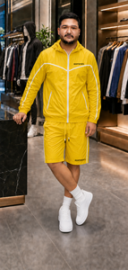 REXFIT SPORTS 2026 Ensemble coupe-vent unisexe personnalisé en nylon jaune 2 pièces : veste à capuche zippée et short – Vêtements de sport à marque privée - Product Image 3