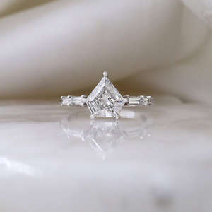 IGI/GIA Lab Grown Cut Diamond Vintage 14k Jaune Bague de mariage/fiançailles en or blanc fin Bague unisexe d'anniversaire digne de fête - Product Image 2