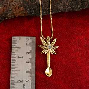 Pendentif cuillère plaqué or avec pierre labradorite, breloque végétale vintage, bijoux de mode unisexe, bracelet et collier - Product Image 4