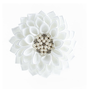 Broche de pata de gallo blanco Sigma Gamma Rho, elegante pin de solapa de moda, accesorio de joyería llamativo, insignia decorativa, regalo - Product Image 1