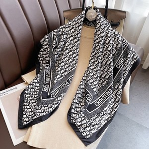 Luxury Muslim Women's Square Printed <b>Silk</b> Satin Scarf Solid Casual Multi-Functional Fashion Accessory Daily Wear All Seasons - Product Image 3