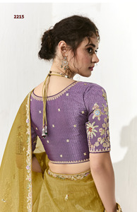 ส่าหรีสำหรับเจ้าสาวเสื้อส่าหรีผ้าไหมพร้อมเสื้อตัวส่าหรีสไตล์อินเดีย - Product Image 3