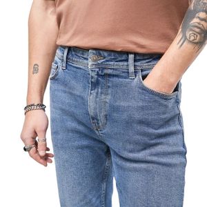 Jean slim homme bleu moyen, coupe ajustée, aspect impeccable, denim extensible doux, lavage classique, jean streetwear élégant, coupe conique confortable - Product Image 5