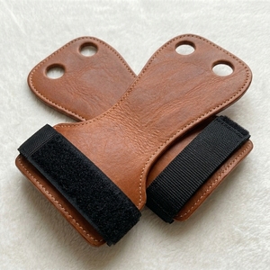 Poignées de gymnastique en cuir avec 2 trous, fermeture à boucle réglable pour la musculation, protection des paumes, unisexe, entraînement de force - Product Image 4