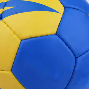 รัน แอพเพอเรล (ไพรเวท) ลิมิเต็ด RA-HB-003 ลูกบอลพิมพ์ลายเคลือบผิวหนัง PU คอมโพสิต  รักษ์โลก ใช้ได้ทั้งในร่ม/กลางแจ้ง ทนทาน - Product Image 6