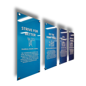 Tablero Acrílico de Primera Calidad con Corte Personalizado e Impresión UV HD para Señalización con Logotipo, Stand de Exhibición y Uso en Exhibiciones - Product Image 4