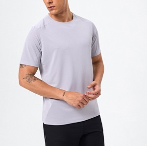 เสื้อยืดผู้ชายไซส์ใหญ่ โพลีเอสเตอร์ แห้งเร็ว คอกลม ทรงปกติ แขนสั้น สีพื้น รับสกรีนโลโก้ สวมใส่สบาย ระบายอากาศได้ดี น้ำหนัก 220 กรัม - Product Image 3