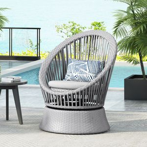 Poltrona lounge girevole moderna in vimini argentato da 68 cm con struttura in ferro XianRattan, design rotondo elegante per esterni - Product Image 1