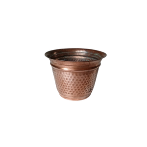 Maceta de latón antiguo con patrón tallado a mano para decoración de plantas de interior, estilo vintage. - Product Image 4