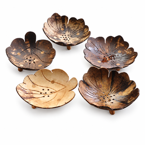 Jabonera Artesanal Vintage de Cáscara de Coco Ecológica e Impermeable con Soporte Elevado para Encimeras de Baño - Product Image 1