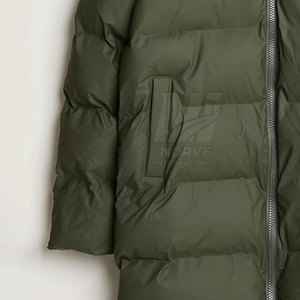 Ventes chaudes - Manteaux matelassés sur mesure avec logo personnalisé - Vente en gros - Qualité supérieure - Manteaux d'hiver fabriqués au Pakistan - Product Image 3