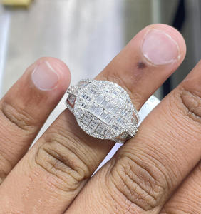 Anillo de Compromiso Personalizado con Diamantes Moissanite de Corte Baguette y Redondo, Anillo de Boda de Plata de Ley 925, Joyería Hip Hop para Hombre - Product Image 2