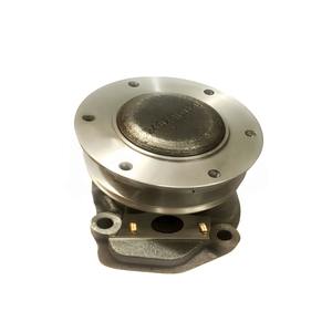 Ensemble pompe à eau et pompe à huile compatible avec le moteur du tracteur UTB 650 Roumanie OEM 10353815 10702100 2402110320 - Product Image 1