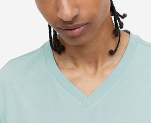 T-shirt personnalisé pour hommes T-shirt en coton de haute qualité 100% de qualité supérieure T-shirt respirant à col en V avec logo personnalisé pour hommes - Product Image 1