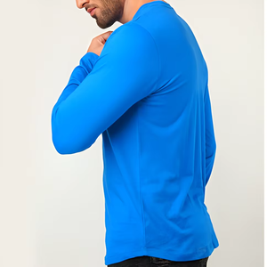 เสื้อยืดแขนยาวคอกลมผู้ชาย สีน้ำเงินล้วน ทรงเข้ารูป ระบายอากาศได้ดี ผ้าถัก โพลีเอสเตอร์ 100% สวมใส่สบายๆ - Product Image 5