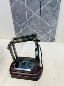 Loupe vintage en laiton noir réglable sur base en bois |   Loupe de bureau classique - Product Image 5