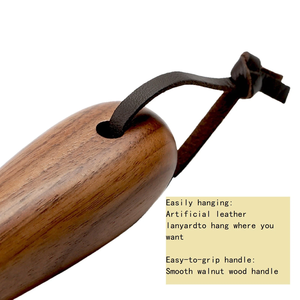 Chausse-pied en bois massif artisanal, ergonomique, avec sangle de suspension, aide au portage des chaussures - Product Image 6