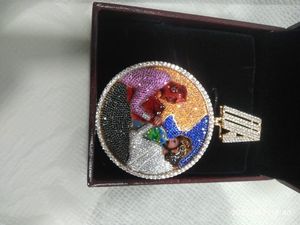 Collar con Colgante de Moissanita Personalizado, Estilo Hip Hop, con Logotipo, Letra o Nombre, con Diamantes VVS y Cadena con Incrustaciones de Moissanita - Product Image 4