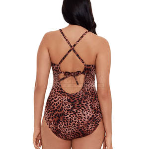 Maillot de bain durable pour femme en tissu extensible doux, idéal pour la natation, le surf et les activités aquatiques - Product Image 2