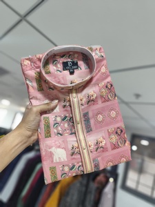 Conjunto de Kurta y Pijama de Seda Satinada Premium para Hombre con Bordado Pintex – Ropa Festiva y para Bodas - Product Image 2