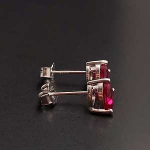 Boucles d'oreilles Cœur en Rubis en Argent Sterling, Pierre de Naissance de Juillet, Cadeau pour Anniversaire, Noël, Mariage, Saint-Valentin - Product Image 3