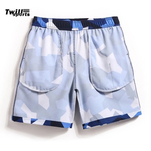 2025 pantalones cortos de entrenamiento informales ecológicos de algodón 100% de corte holgado para hombres al por mayor con bolsillos y logotipos para uso en gimnasio al aire libre - Product Image 3