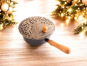 Quemador de incienso con tapa – Buda bajo el árbol Bodhi – Elegante quemador de incienso de hierro con asa de madera – Recipiente para incienso - Product Image 2