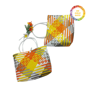 Petit sac fourre-tout multifonctionnel en plastique tissé pour les courses - Product Image 5