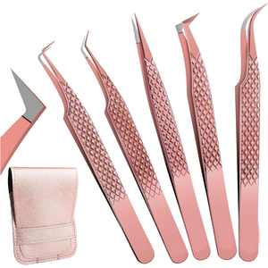 Ensemble de pinces à cils en acier inoxydable avec logo personnalisé, pointe pointue, pinces à cils dorées pour extensions de cils - Product Image 1