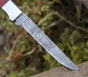 Cuchillo de Filetear de Acero de Damasco Hecho a Mano NEW FRIENDS INDUSTRIES, Hoja de 5.5 Pulgadas, Mango de Madera Pakka Ambidextro, Cuchillo de Cocina - Product Image 5