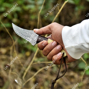 Cuchillo Táctico de Supervivencia para Exteriores de Alta Calidad, Forjado a Mano en Acero de Damasco, Hoja Fija, Mango de Madera, Punta de Gota, Afilado como una Navaja, para Caza - Product Image 5