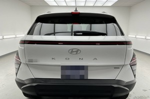 Hyundai Kona SEL 2025 de Lujo, Confort y Navegación, SUV - Product Image 3