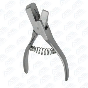 Lightweight 6" Stainless Steel Veterinary <b>Ear</b> Notcher Manual Pig Sheep and Goat <b>Ear</b> Tagging <b>Tool</b> with Precision Notching - Product Image 6