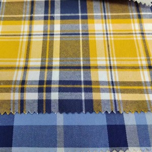 Tissu Seersucker Teint en Fil 100% Coton Nantong, Absorbant l'Humidité, Respirant, Poids Moyen 135 GSM pour Chemises à Carreaux pour Hommes - Product Image 5