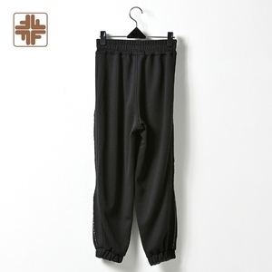Pantalones cargo negros de algodón elástico de buena calidad ODM para mujer - Product Image 5