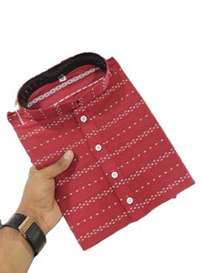 Kurtas indiens longs en coton pour hommes, en tissu de coton de qualité supérieure, tissage de coton doux de qualité supérieure, vêtements ethniques pour festivals. - Product Image 3