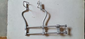 Retractor Manual, Instrumento Quirúrgico Ortopédico de Acero Inoxidable, Fenestrado de Seguridad, Certificado CE Clase I por Dentavex - Product Image 4