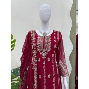 Conjunto de traje de talla XL para fiesta con hilo y trabajo de secuencia para un aspecto elegante - Product Image 1