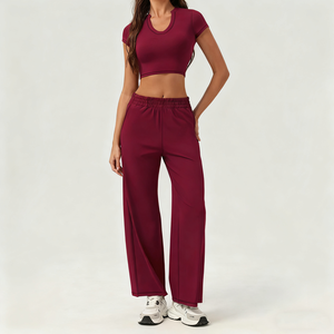 Conjunto Deportivo de 2 Piezas de Alta Calidad para Mujer, Top Deportivo y Leggings para Yoga, Ejercicio y Gimnasio - Product Image 3