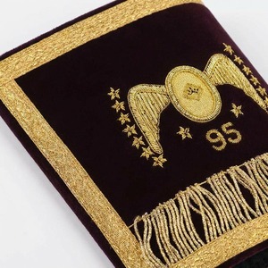 Parche Bordado Personalizado para Manga con Flecos Dorados y Patrón de Estrella, Número 95, para Uniformes - Product Image 5