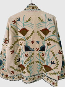 Chaqueta de terciopelo con cuello mandarín y bordado floral a mano, manga larga, para adultos, estilo elegante, para invierno. - Product Image 6