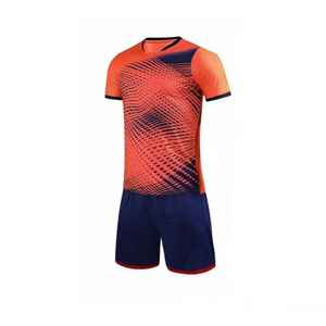 Tenue d'entraînement de football en deux pièces par sublimation, service OEM, uniforme de football pour le marché mondial des vêtements de sport. - Product Image 1