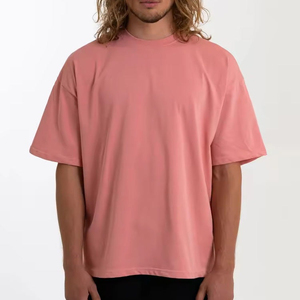 เสื้อยืดทรงบ็อกซี่โอเวอร์ไซส์ผู้ชาย คอปกเรียบ สไตล์สตรีทแวร์ ผ้าฝ้าย 100% ทรงไหล่ตก พร้อมปักโลโก้ตามสั่ง ราคาขายส่ง - Product Image 1