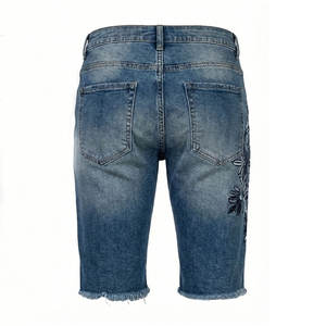 Fabricante de Shorts de Mezclilla con Pedrería, Maquinaria Avanzada, Mano de Obra Experta y Sistemas de Calidad - Product Image 2