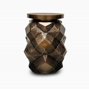 Taburete de Aluminio de Alta Calidad Hecho a Medida, Muebles de Primera Calidad, Taburete Metálico con Acabado Dorado, Otomanas de Latón - Product Image 1