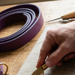 Bande marron premium de 20 mm à 25 mm de large et de 3 mm d'épaisseur |   Sangles en cuir pour composants et accessoires de bijouterie Modèle 155A Inde par EXCEL EXPORTS - Product Image 4