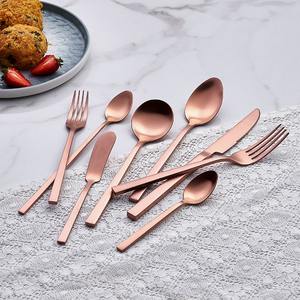 ชุดช้อนส้อมสแตนเลสสตีลสีโรสโกลด์ พรีเมียม ทันสมัย ยั่งยืน สำหรับครอบครัว - Product Image 4