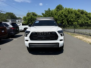 Toyota Sequoia TRD Pro d'occasion 2025 - Product Image 1