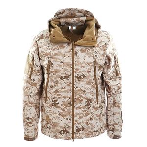 Chaqueta Táctica Softshell Impermeable, Transpirable y Resistente al Fuego para Hombre en Camuflaje Digital Desértico - Product Image 6
